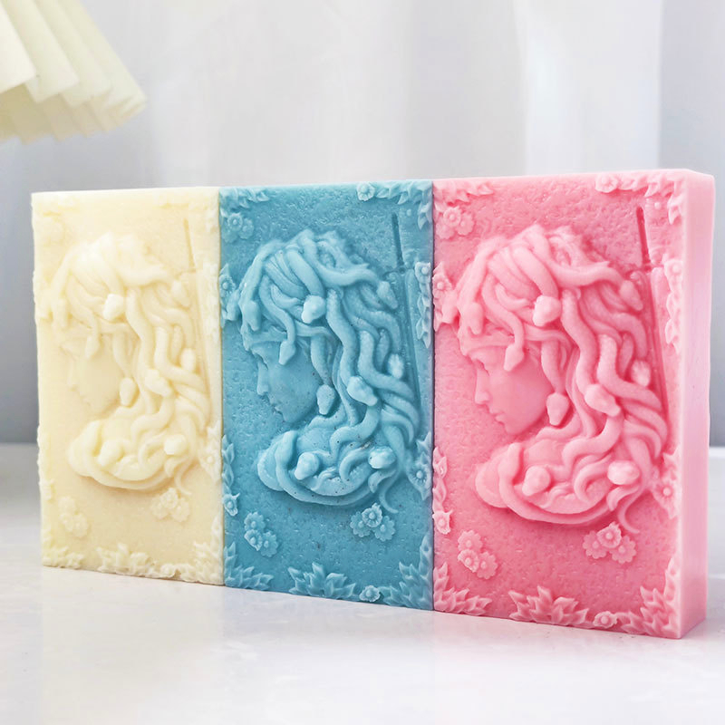 Flower Goddess Silicone Soap M - огляд і ціна Candle. Queen