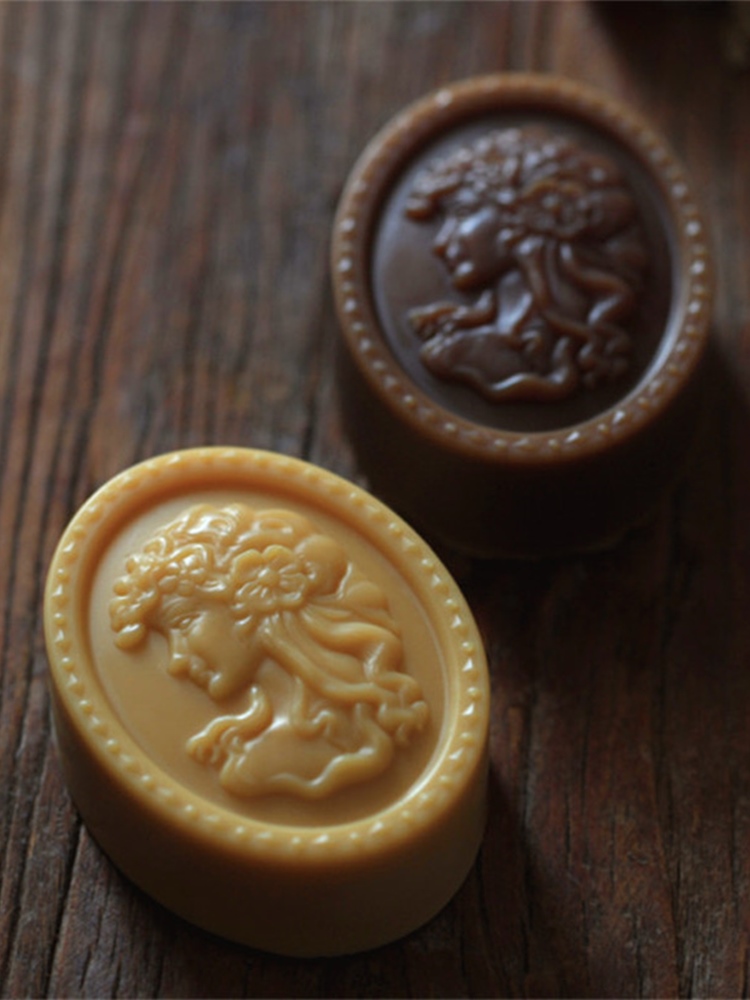 Queen Soap Mold for Soap Makin - огляд і ціна Candle. Queen